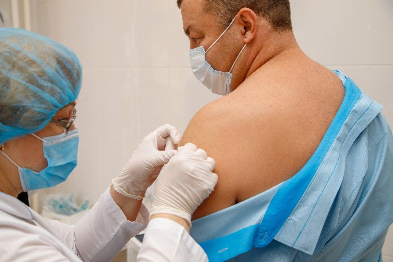 Коронавирус (Covid-19), Томские новости, коронавирус инфекция прививки уколы вакцина спутник V Сегодня в томском «Мирамиксе» открывается пункт вакцинации от COVID-19