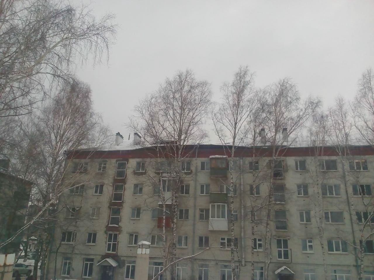 Происшествия, Томские новости, кровля крыша провалилась снег обрушился происшествия В Томске в жилом доме под тяжестью снега обрушилась кровля