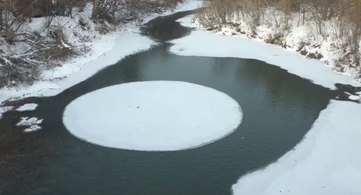 Природа, Томские новости, льдина круглая льдина Ушайка В Томске на Ушайке образовалась удивительная круглая льдина