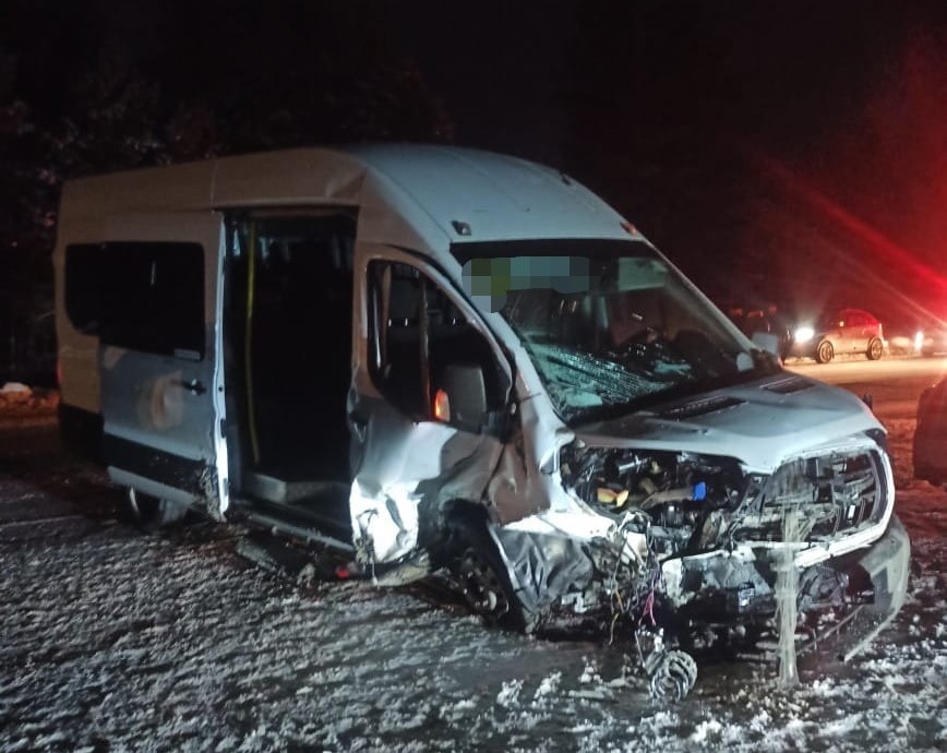 Происшествия, Томские новости, авария ДТП врезались пострадали сводка происшествий врезался микроавтобус В Томской области 6 человек пострадали при столкновении легкового автомобиля и микроавтобуса