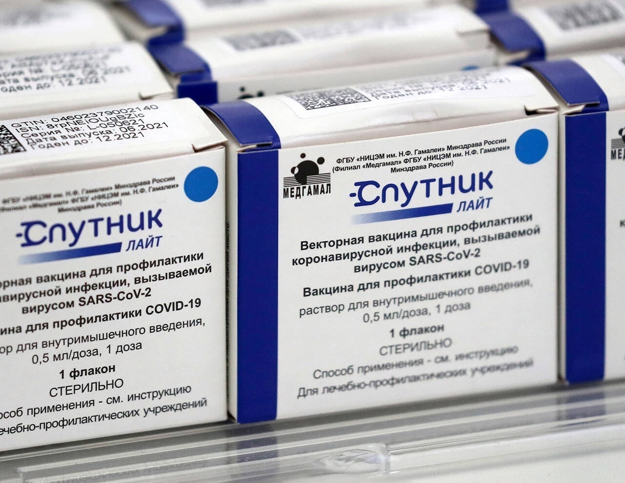 Коронавирус (Covid-19), Томские новости, коронавирус прививки уколы заболевание пандемия поставить уколы Еще более 55 тыс. доз вакцины от коронавируса поступило в Томскую область