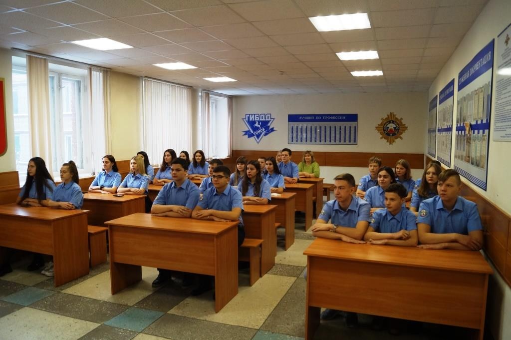 Образование и наука, Томские новости, профильный класс ГИБДД В одной из томских школ открылся ГИБДД-класс