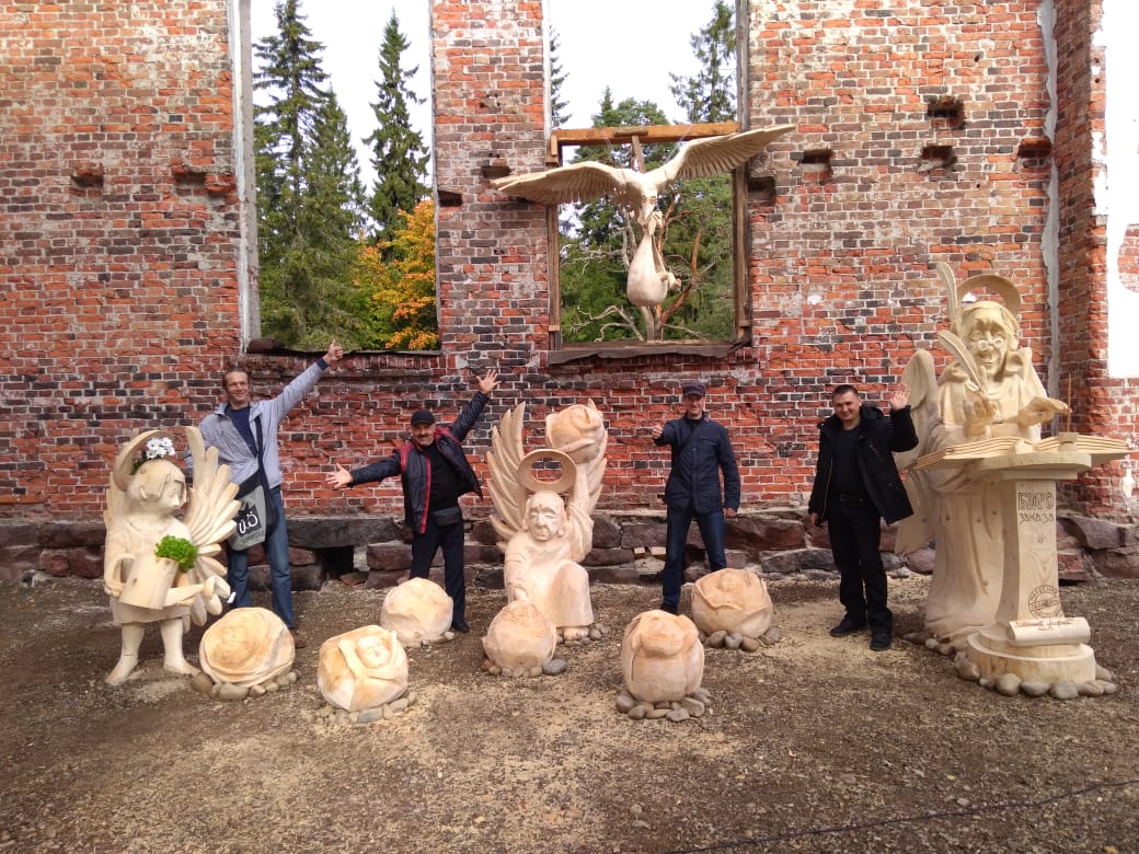 Конкурсы и акции, Томские новости, деревянные скульптуры плотники зодчие томские Томичи победили на фестивале деревянных скульптур в Карелии