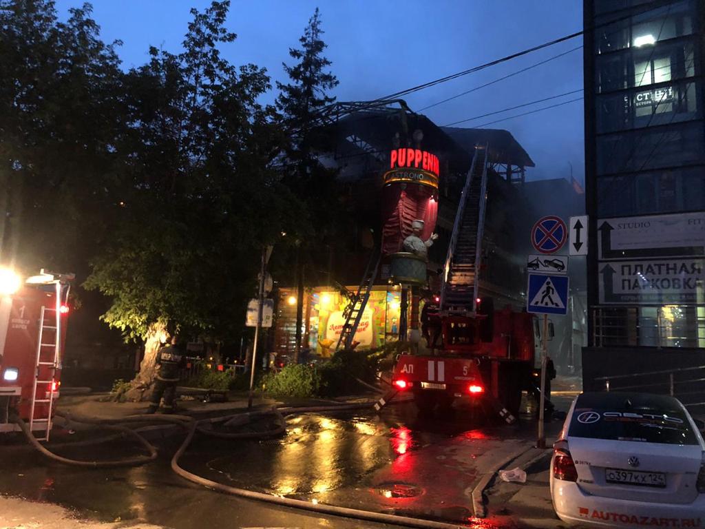 Происшествия, Томские новости, ресторан Бурковский пожар В Новосибирске сгорело заведение томского ресторатора