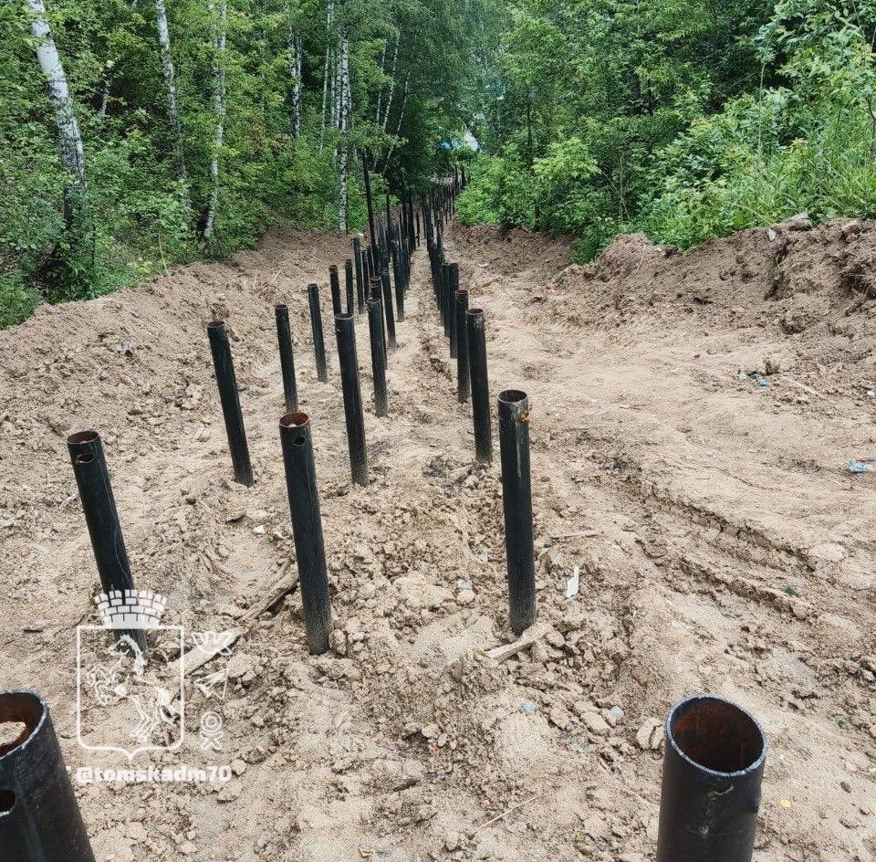 В Томске ремонтируют спуск, соединяющий Каштак и Черемошники | 20.06.2023 |  Томск - БезФормата